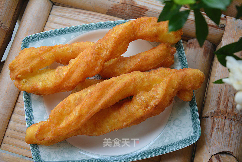 油条_自制油条_清水淡竹的菜谱_美食天下