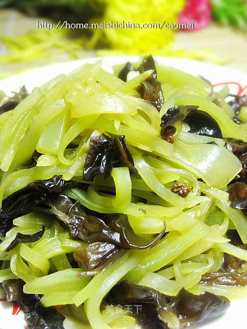 莴笋炒木耳的做法_莴笋炒木耳怎么做_菜谱_美食天下