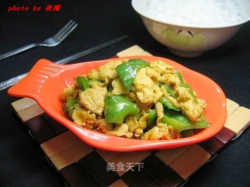 青椒炒鸡蛋的做法_青椒炒鸡蛋怎么做_夜魇的菜谱_美食天下