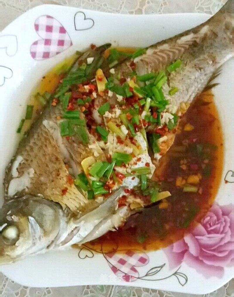 清蒸武昌鱼的做法_清蒸武昌鱼怎么做_一挽苏夏_AxwUmG的菜谱_美食天下