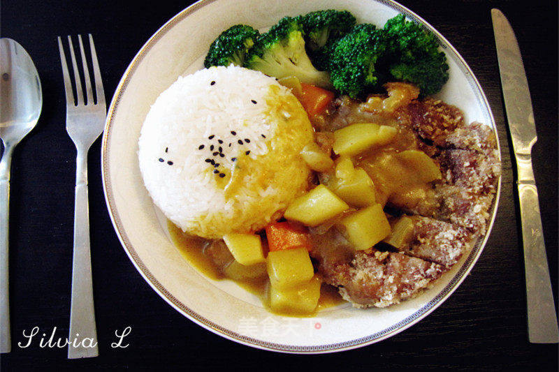 日式咖喱炸猪排饭的做法_日式咖喱炸猪排饭怎么做_silvia201305的菜谱_美食天下