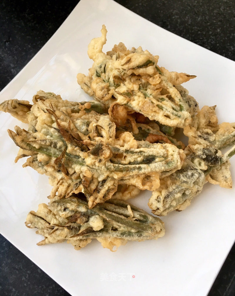 炸香椿鱼的做法_炸香椿鱼怎么做_不做妖精好多年的菜谱_美食天下