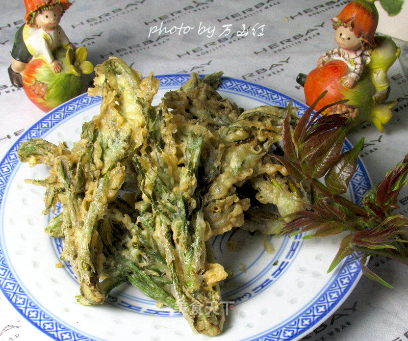 炸香椿鱼的做法_炸香椿鱼怎么做_万山红的菜谱_美食天下