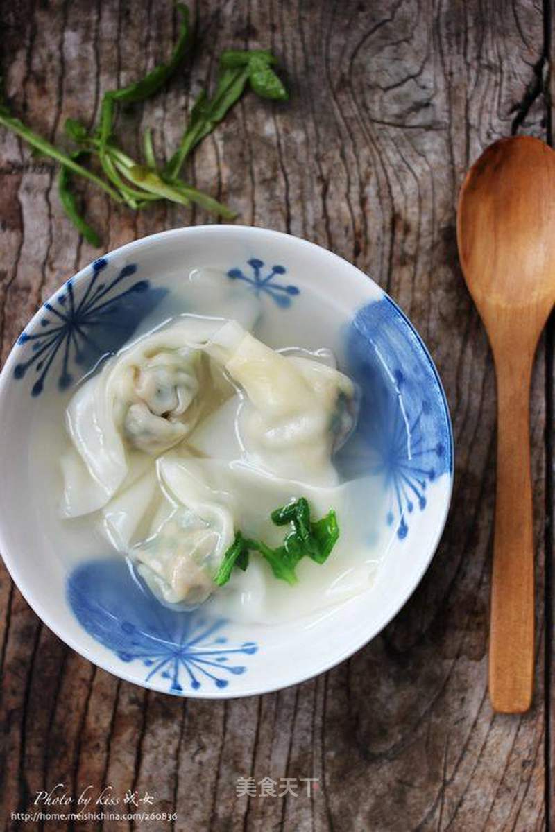 荠菜馄饨的做法_清香鲜美—荠菜馄饨_荠菜馄饨怎么做_kiss战女的菜谱_美食天下