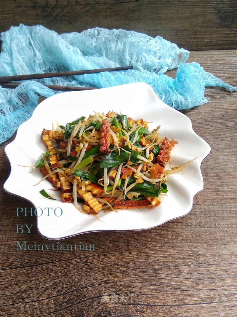 韭菜豆芽炒香干的做法_韭菜豆芽炒香干怎么做_美女天天的菜谱_美食天下