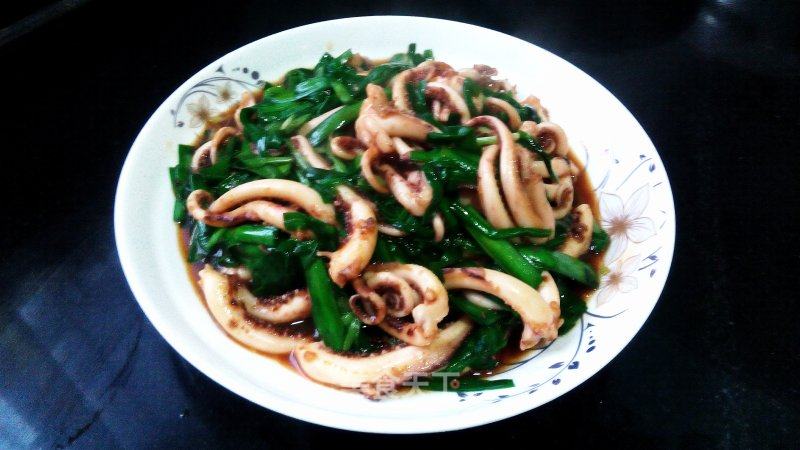 韭菜炒鱿鱼须的做法_韭菜炒鱿鱼须怎么做_冬天的泥鳅的菜谱_美食天下