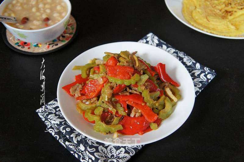 苦瓜炒肉片的做法_苦瓜炒肉片怎么做_大海微澜的菜谱_美食天下