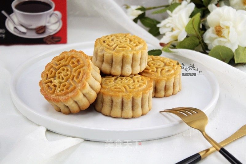 五仁月饼的做法_自制经典的五仁月饼_五仁月饼怎么做_吾爱烘焙的菜谱_美食天下