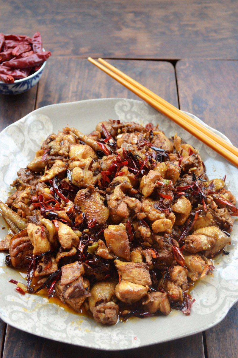 重庆辣子鸡的做法_重庆辣子鸡怎么做_英英菜谱的菜谱_美食天下