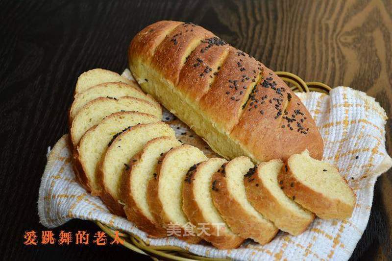 奶香全麦面包的做法_奶香全麦面包怎么做_爱跳舞的老太的菜谱_美食天下