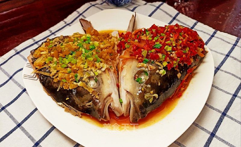 剁椒鱼头的做法_吉庆有鱼剁椒鱼头_剁椒鱼头怎么做_线线3896的菜谱_美食天下