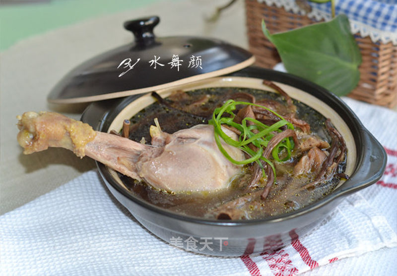 茶树菇炖鸡腿的做法_【茶树菇炖鸡腿】_茶树菇炖鸡腿怎么做_★水舞颜★的菜谱_美食天下