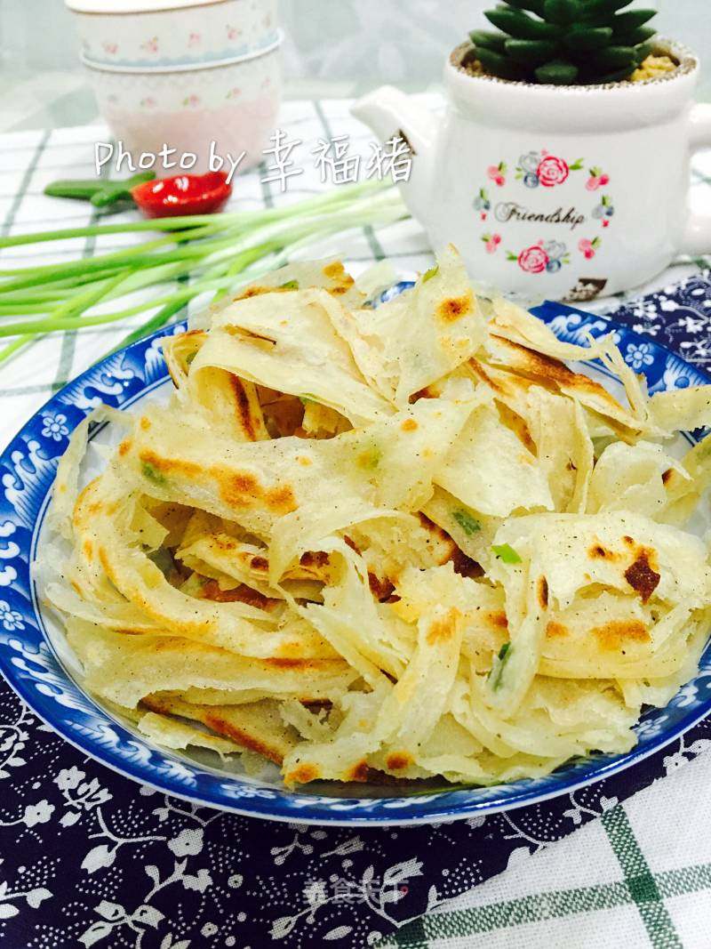 葱花饼的做法_葱花饼怎么做_我是一只幸福猪的菜谱_美食天下