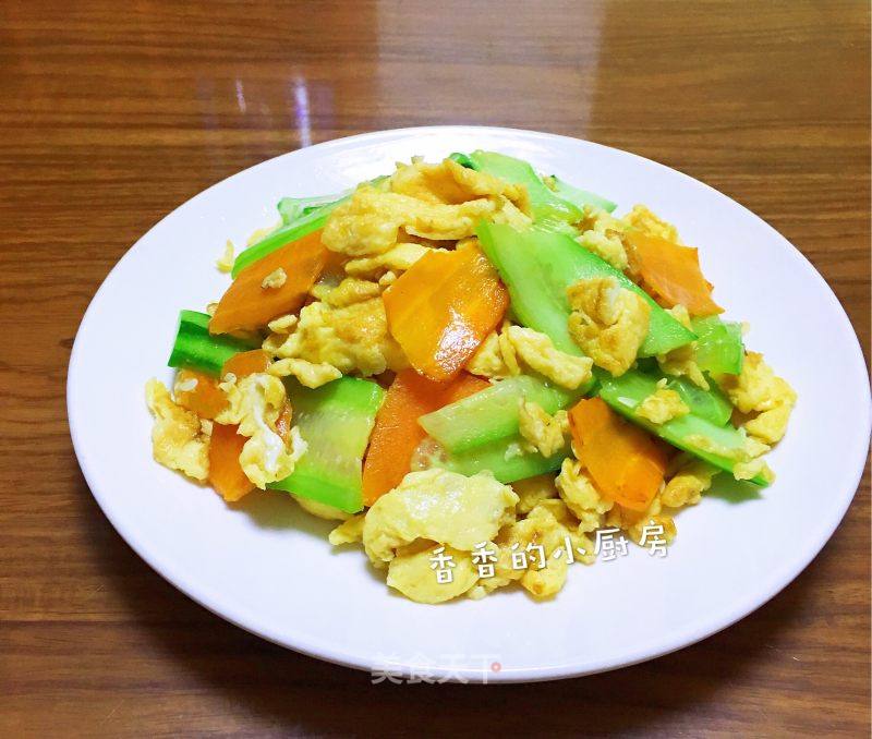 黄瓜胡萝卜炒鸡蛋的做法_黄瓜胡萝卜炒鸡蛋怎么做_香香的小厨房的菜谱_美食天下