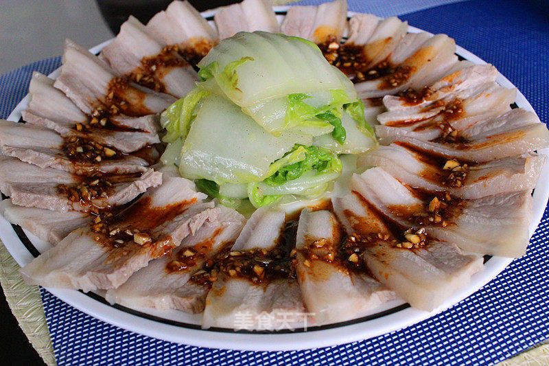 蒜泥白肉的做法_蒜泥白肉怎么做_寒飘的菜谱_美食天下