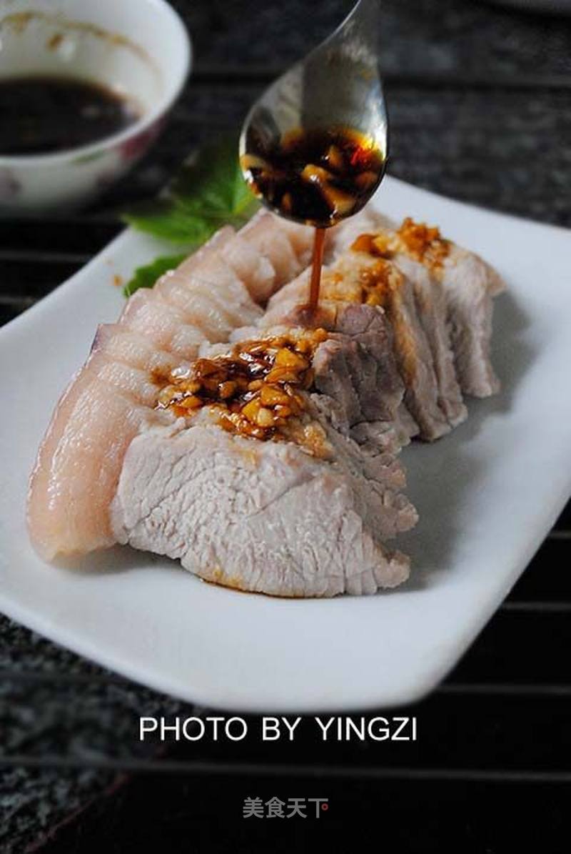 蒜泥白切肉的做法_蒜泥白切肉怎么做_英子1104的菜谱_美食天下
