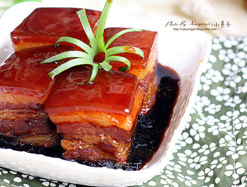 东坡肉的做法_软糯香酥入口即化-东坡肉_东坡肉怎么做_东营小英子的菜谱_美食天下