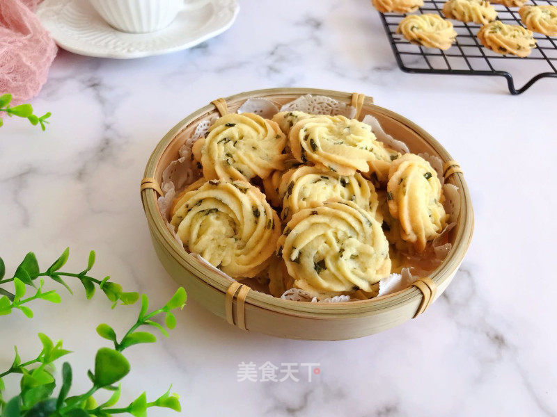 葱香曲奇饼干的做法_葱香曲奇饼干怎么做_美食妃英理的菜谱_美食天下