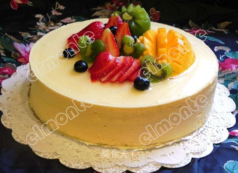 芒果慕司蛋糕的做法_妈妈的生日—芒果慕司蛋糕_芒果慕司蛋糕怎么做_菜谱_美食天下