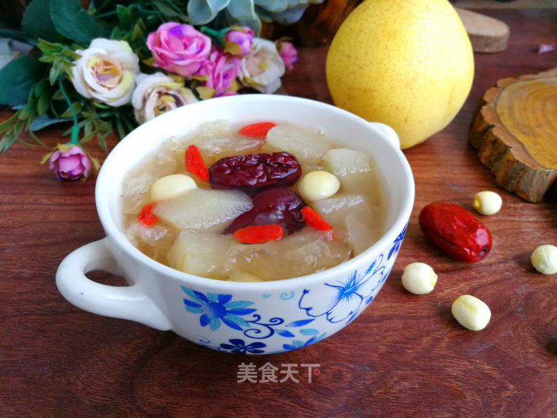 红枣雪梨银耳莲子羹的做法_红枣雪梨银耳莲子羹怎么做_清水淡竹的菜谱_美食天下