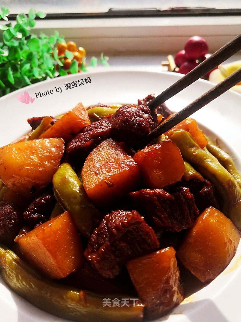 红烧牛肉土豆豆角的做法_红烧牛肉土豆豆角怎么做_满宝妈妈的菜谱_美食天下