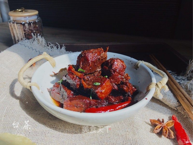 红烧牛肉的做法_红烧牛肉这样做,好吃到停不下来!_红烧牛肉怎么做_白茶home的菜谱_美食天下