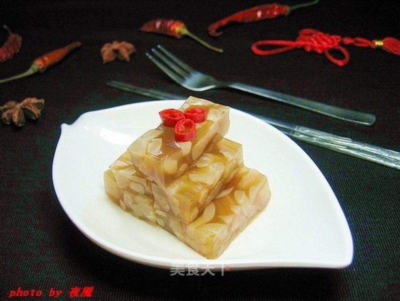 肉皮冻的做法_肉皮冻怎么做_夜魇的菜谱_美食天下
