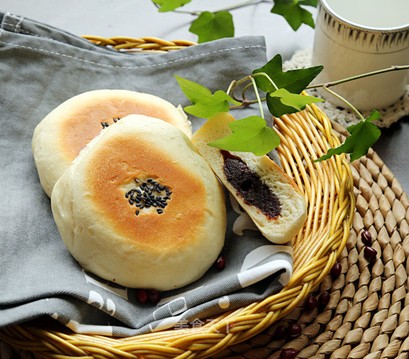 豆沙面包的做法_豆沙面包怎么做_JU家小厨房的菜谱_美食天下