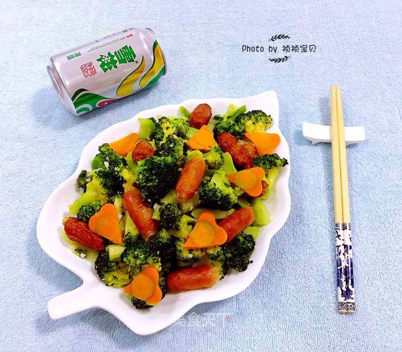 蒜蓉西兰花炒宝宝肠的做法_蒜蓉西兰花炒宝宝肠怎么做_祯祯宝贝的菜谱_美食天下