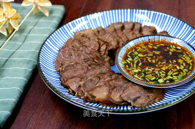 卤牛肉的做法_卤牛肉,易成功的菜谱_卤牛肉怎么做_小美的美食谱的菜谱_美食天下