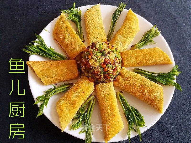 香椿豆腐鸡蛋卷的做法_香椿豆腐鸡蛋卷──“鱼儿厨房”私房菜_香椿豆腐鸡蛋卷怎么做_小魚儿的慢生活的菜谱_美食天下