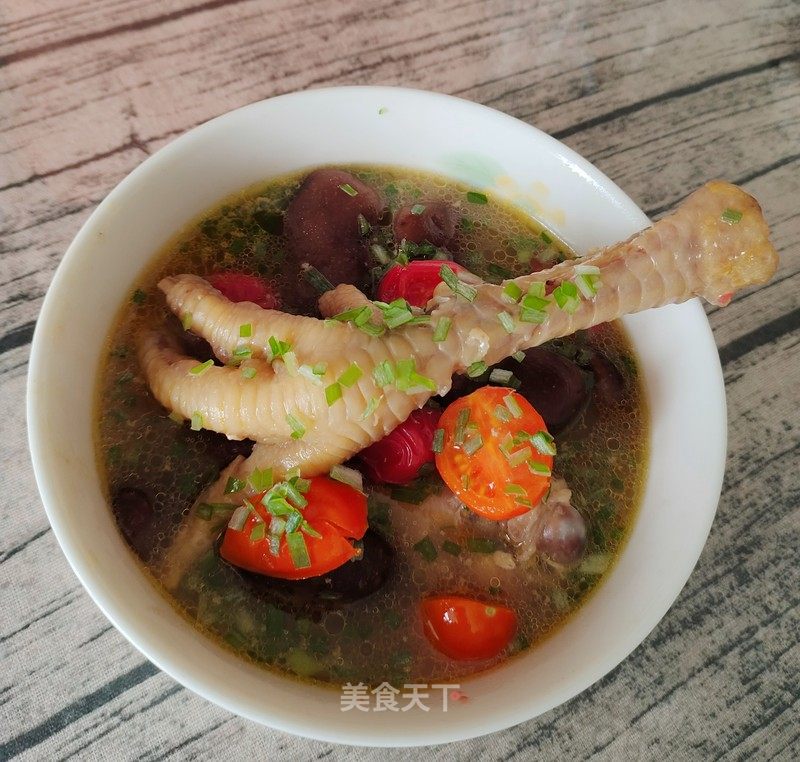 鸡肉蘑菇汤的做法_鸡肉蘑菇汤怎么做_putimama的菜谱_美食天下