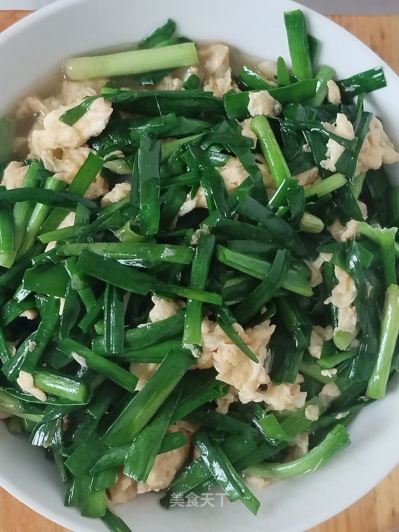 韭菜炒鸡蛋的做法_韭菜炒鸡蛋怎么做_青梅果果儿的菜谱_美食天下
