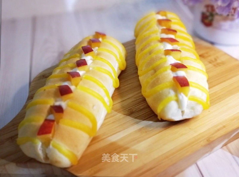 芝士夹心毛毛虫甜面包的做法_【干货】汤种+水合法夏天做面包的必杀技 面包食谱理论课#附经典芝士夹心毛毛虫甜面包做法#_芝士夹心毛毛虫甜面包怎么做_ 怡 🔆柔.为💕的菜谱_美食天下