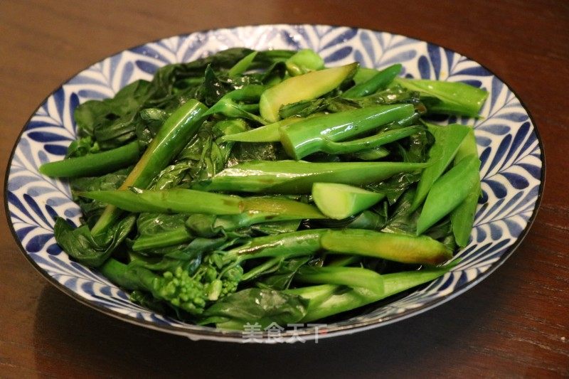 白灼芥蓝的做法_白灼芥蓝怎么做_Diana🌻2004的菜谱_美食天下